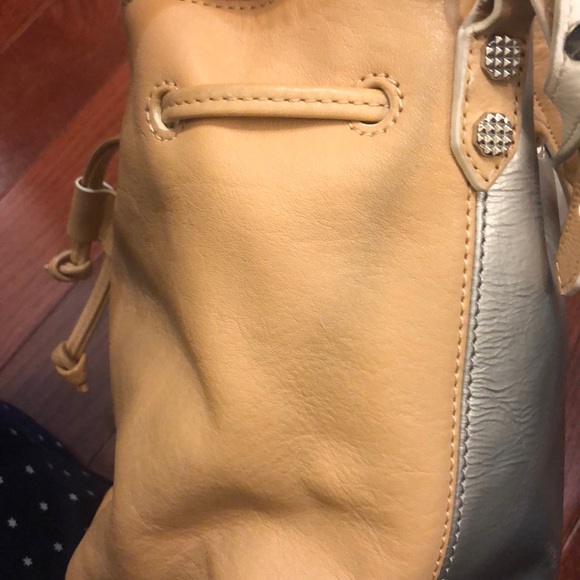Elizabeth & James Cynnie Mini Bucket Bag - Picture 8 of 8